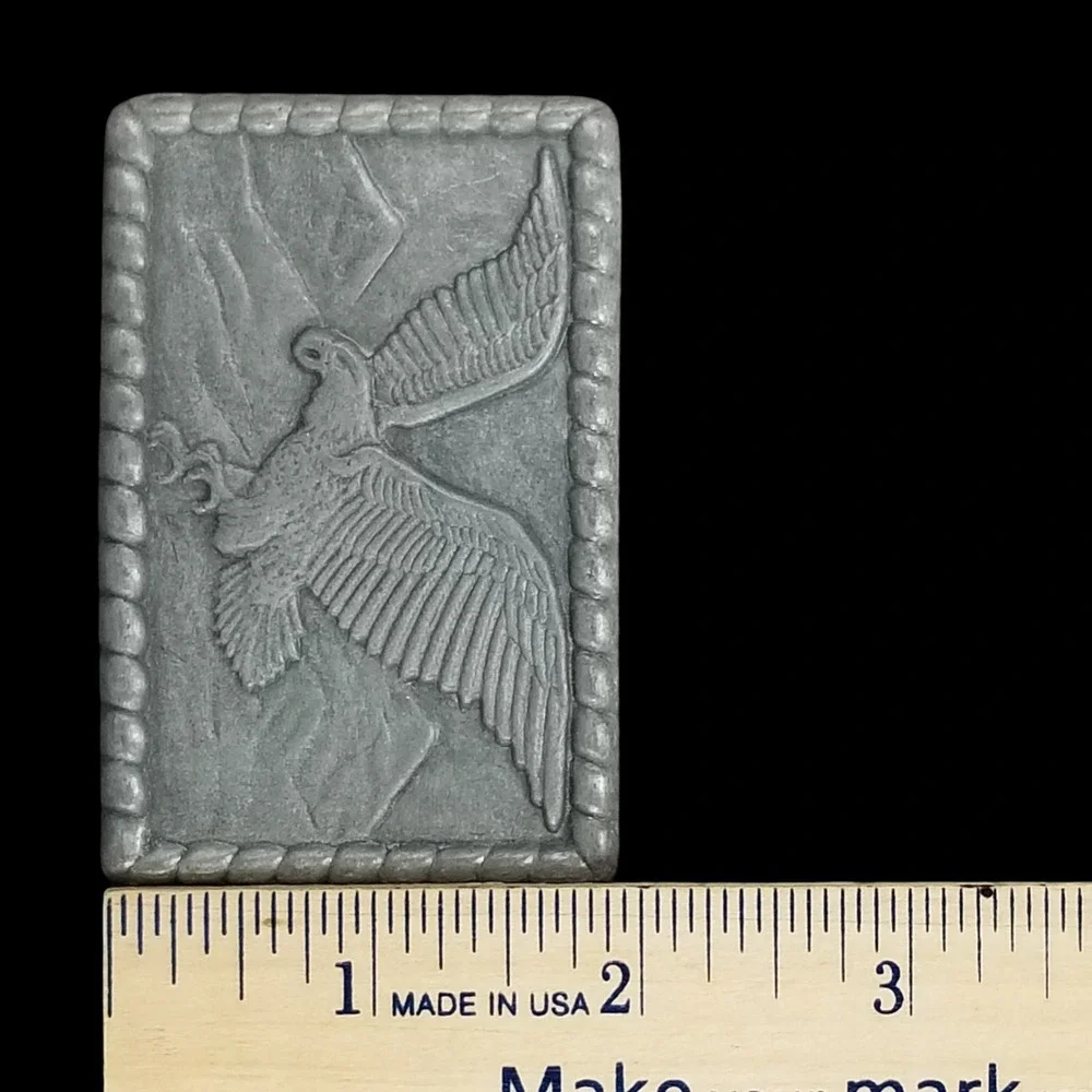 Vintage Bald Eagle Mountain Scene Belt Buckle Tone Western‎ Wildlife Soaring
